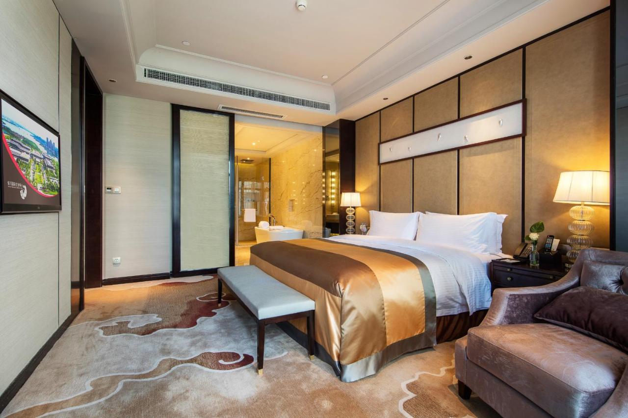 Primus Hotel Инчуан Екстериор снимка